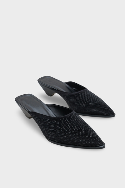 Capone Outfitters Γυναικείες παντόφλες με μυτερή μύτη Ivy με κλειστή μύτη