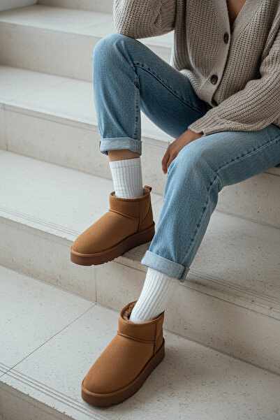 Capone Outfitters Stiefeletten aus hellbraunem Wildleder mit dicker Sohle und...