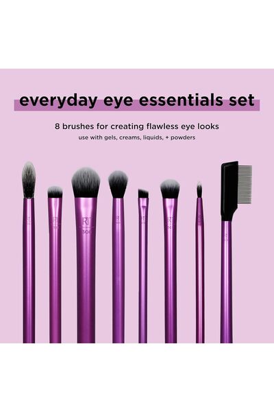Real Techniques Eyeshadow Brush Set with Miracle Complexion Sponge (Multicolour)