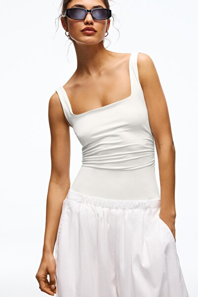 Bershka Askılı kare yaka body