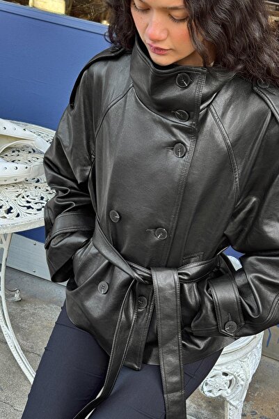 Bershka Kısa suni deri trençkot ceket