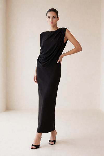 Setre Siyah Kol Ve Drape Detaylı Midi Boy Elbise