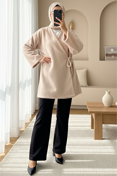 HİJABAYA Γούνινο μπουφάν με πλαϊνό κορδόνι