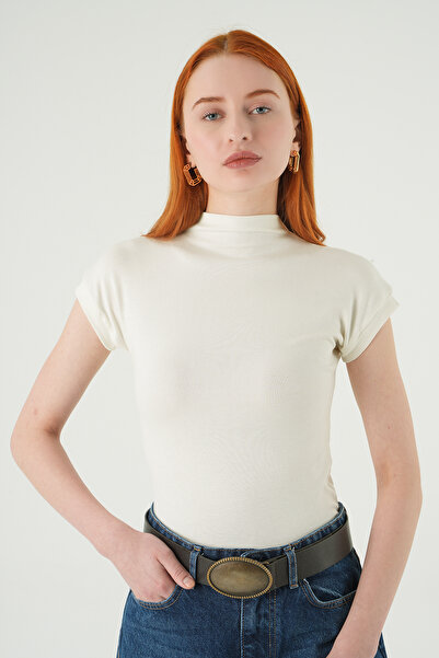 Rays Екрю з прямим коміром і короткими рукавами Боді 8174A