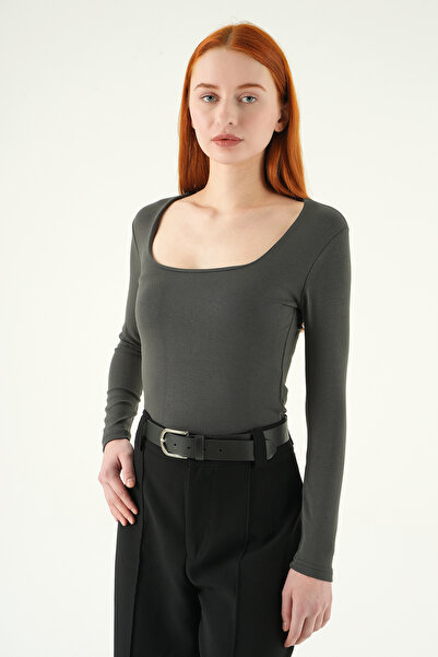 Rays 8267A Блуза с квадратна яка, димно сиво