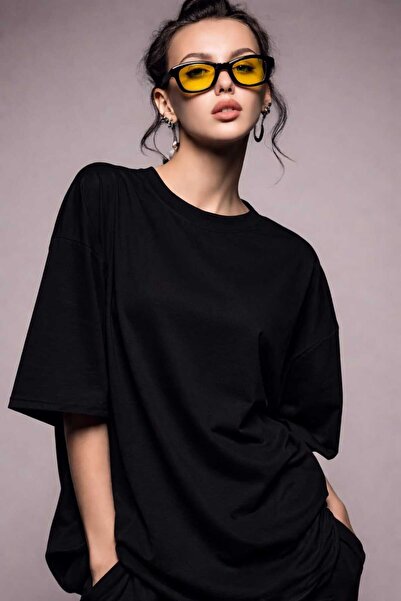 New Shine Solid Color Women's Black T-Shirt