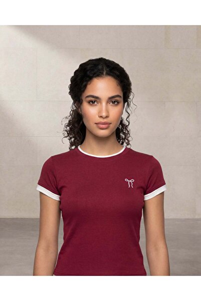 REDTAG تيشيرت نسائي سادة باللون العنابي