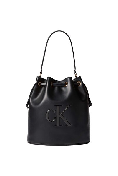 Calvin Klein حقيبة جينز ساندي دلو