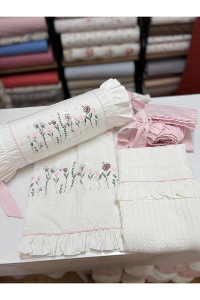GAYE EV TEKSTİLİ Embroidered Baby Pique Set Cotton (with Candy Pillow)