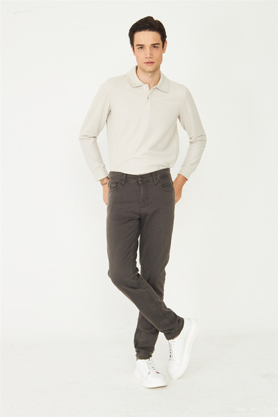 White Stone Khaki Natural Tone Daily Use Jeans