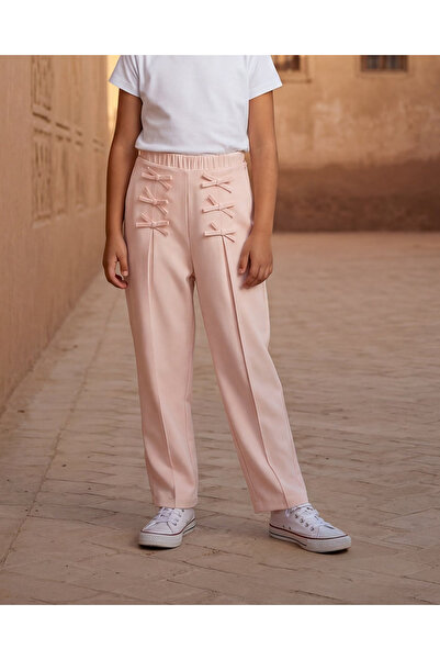 REDTAG بنطلون بناتي وردي فاتح مزين بفيونكة