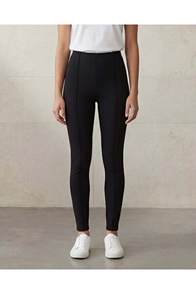 REDTAG بنطلون ضيق أسود سادة من قماش البونتي للنساء