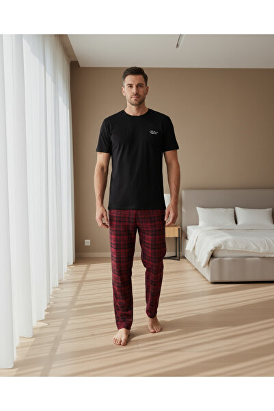REDTAG طقم بيجامة رجالي منقوش باللونين الأسود والأحمر (قطعتين)