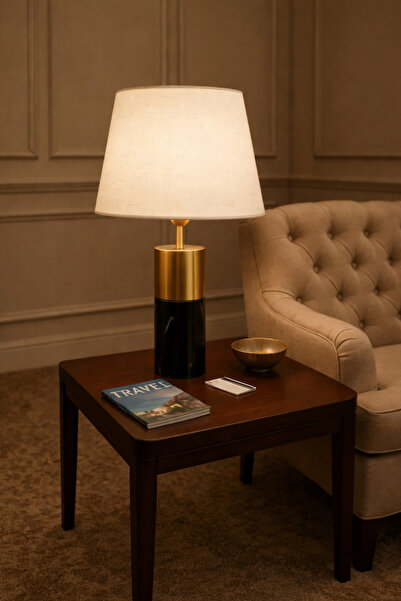 N.zone مصباح طاولة من الرخام الأسود والذهب