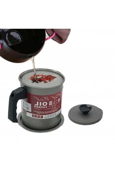 Generic Oil Container with Strainer 1.7 Liters
