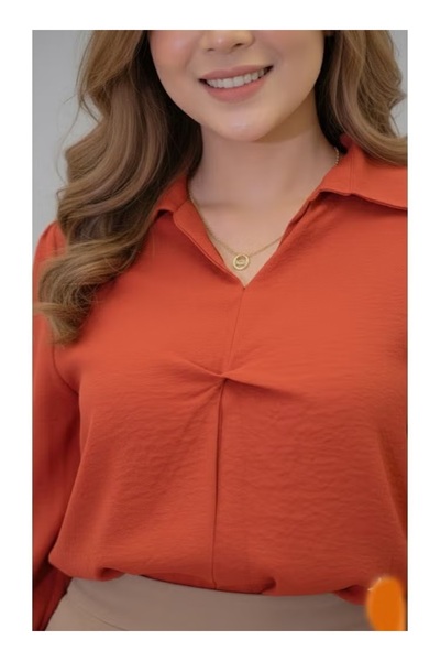 FULLJOY A colorful blouse with a comfortable fit and long sleeves; a stylish ...