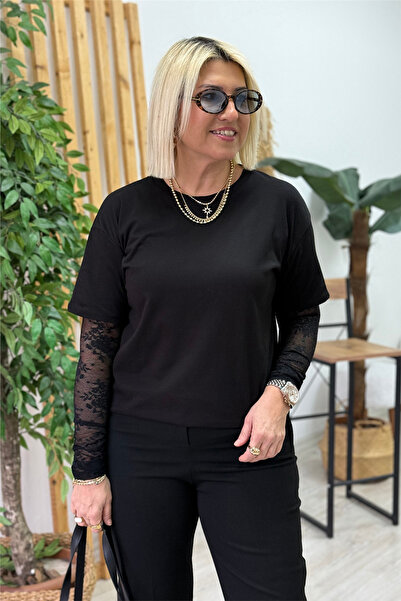 By Esra Celkan Siyah Kolları Dantel Basic Tshirt