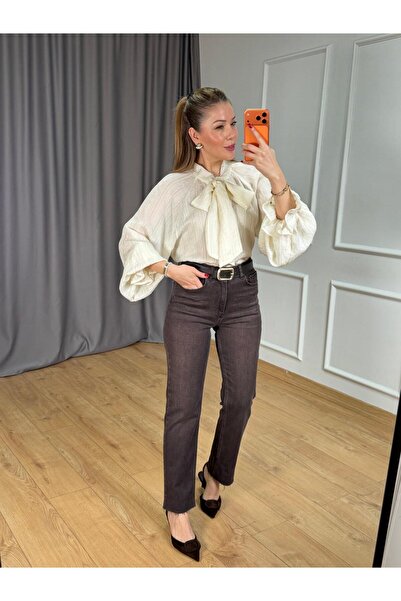 Size Özgü Kemerli Kahve Yıkamalı Kesik Paça Jean