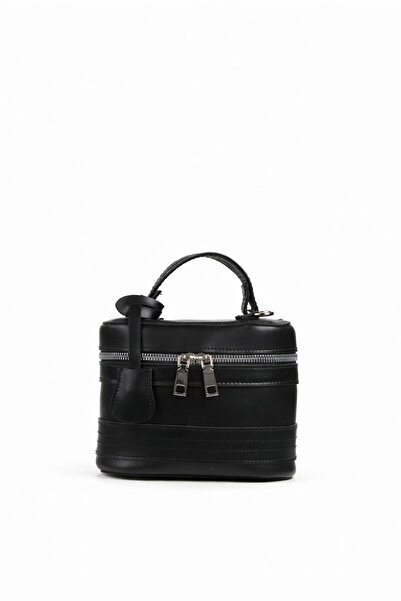 Tandi Bags حقيبة أنديرمو سكوير كروس باللون الأسود