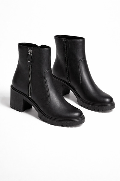 Castle Black Vera Siyah Hakiki Deri Kadın Bot