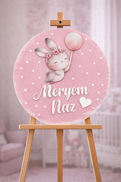 Güler Kaligrafi Kişiye Özel Pleksi Tavşan Figürlü Bebek Kapı Süsü isimli Bebe...