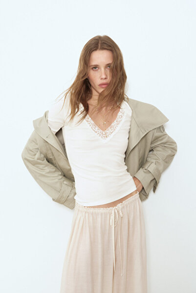 H&M V Yakalı ve Ribanalı Üst