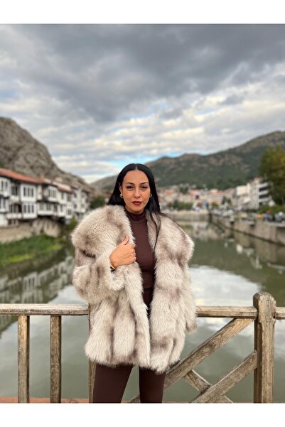 DŞ VİTRİN Yumuşak dokunuşlu oversize kürk