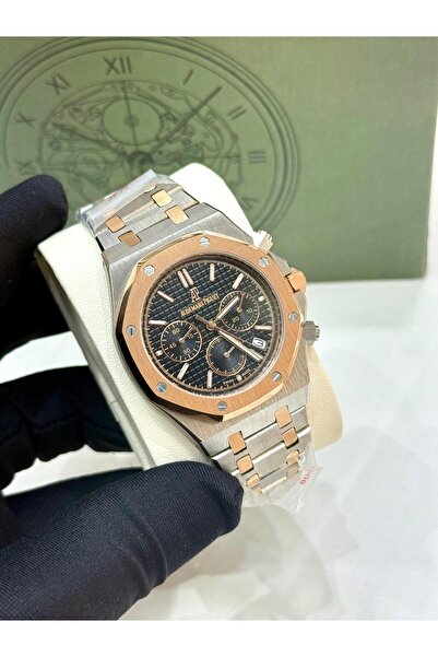 Watch A men's watch with a sophisticated design that combines elegance and pr...