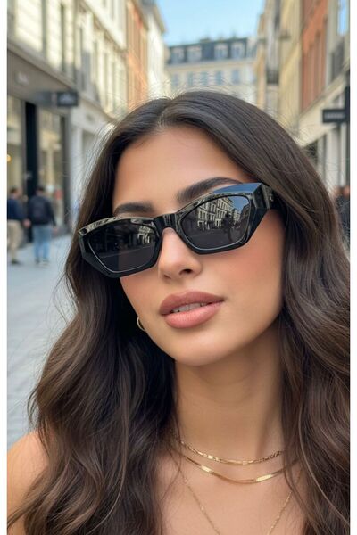 Nilu Moda CAT EYE SUNGLASSES