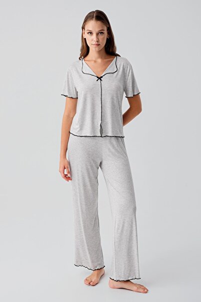 Artış Set de pijamale din viscoză elastică cu mâneci scurte și fundă