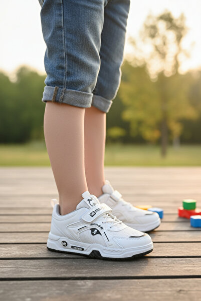 enoch Children's Sports Shoes with Mickey Mouse Figure and Velcro