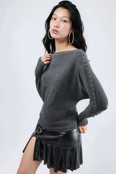 Hiccup BUSEM blouse with boat collar and Stone-Embellished accessory