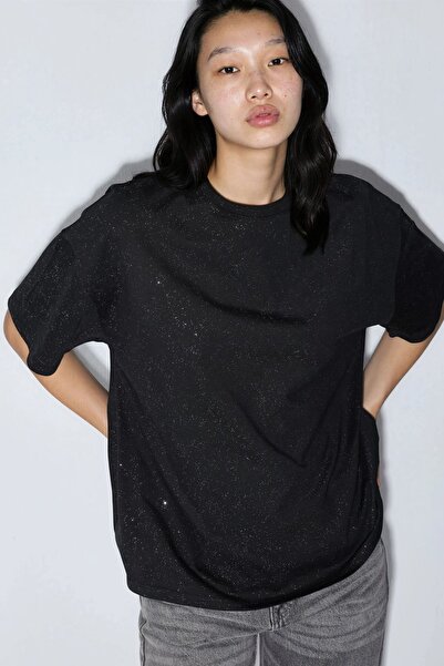 Hiccup BUSEM Short-Sleeved round-neck T-shirt with sequins