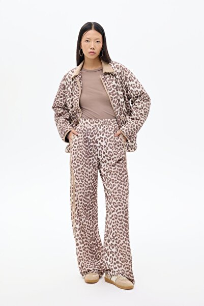 Shoe Box By Quzu Quzu Leopard Print Trousers