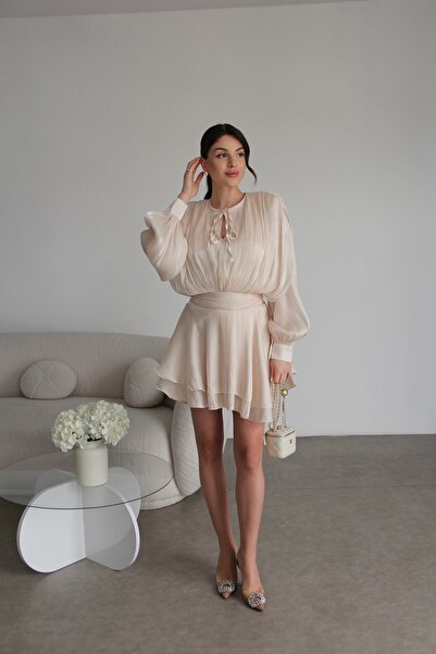 Julidress Shiny Fabric Padded Flounce Design Premium Mini Dress