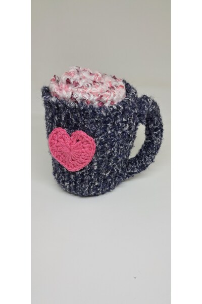 R&N HANDMADE DESIGN El Örgüsü Kupa Görünümlü, Kalp ve Düğme Detaylı Atki ( Mi...