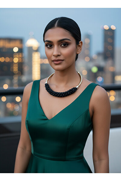 Moda Accessories Black Knitted Detailed Gold Hoop Choker Necklace – Stylish E...