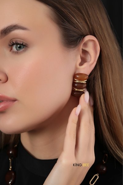King Bee Amber and Burgundy Colored Modern Cut Triple Oval Women's Earrings Geometric Design Gold Detailed Stylish Accessory