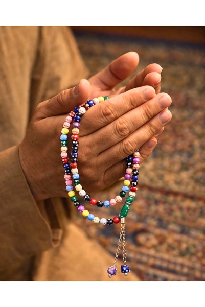 SUFİ TESBİH & ESANS VE HEDİYELİK Colorful Plastic Prayer Beads – 99 Multi-Colored Beads, Lightweight and Durable for Daily Use.