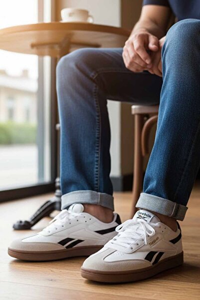 Reebok Erkek Beyaz Spor Ayakkabı - Siyah Detaylı Günlük Sneaker - Retro Gum T...