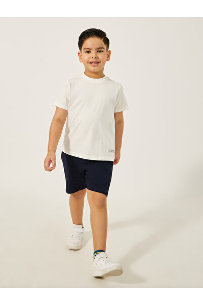 Styli Solid Round Neck T-Shirt and Shorts Set