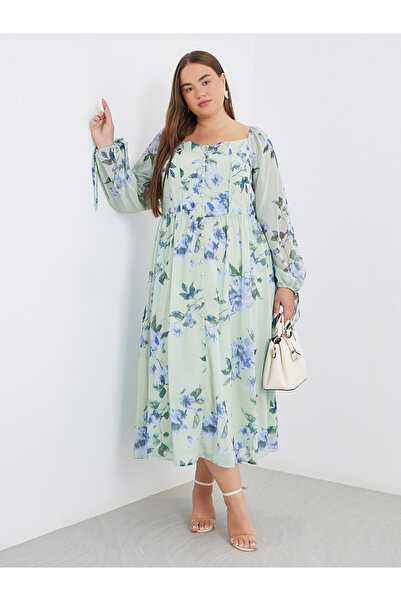 Styli Plus Green Midi Dress with Floral Print