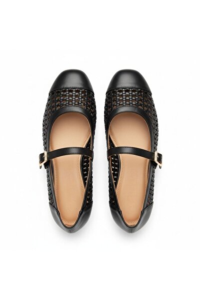 NE&VE SHOES Siyah Deri Biye Örgü Detaylı Tokalı Kadın Babet