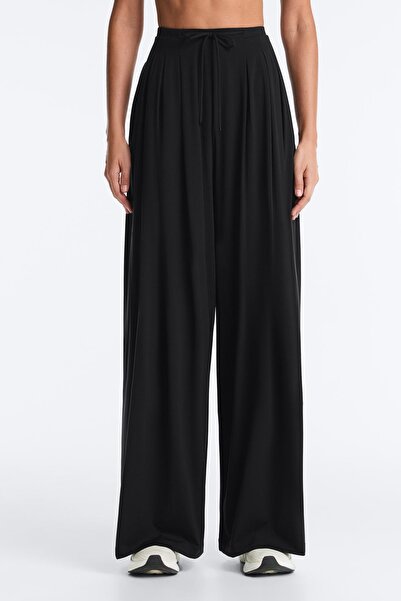 Oysho Light Touch geniş paça pantolon