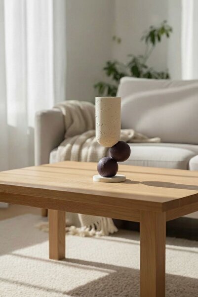 Casco Decorative incense burner with a modern artistic design