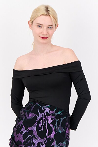 Don't Call Me Jennyfer Women Solid Long Sleeve Bodysuit, Black