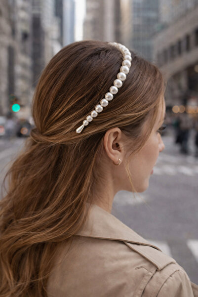 Modex White Pearl Row Crown