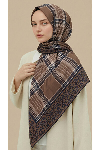 Karaca Eșarfă din raion cu model în carouri - Negru / Maro fierbinte