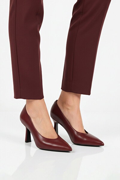 AYAKMOD Γυναικεία παπούτσια με λεπτό τακούνι σε μπορντό χρώμα 593052 Z