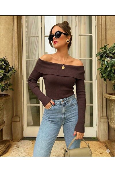 TrendButikBurada بلوزة مادونا ذات ياقة - الموسم الجديد - بلوزة نسائية أنيقة و...